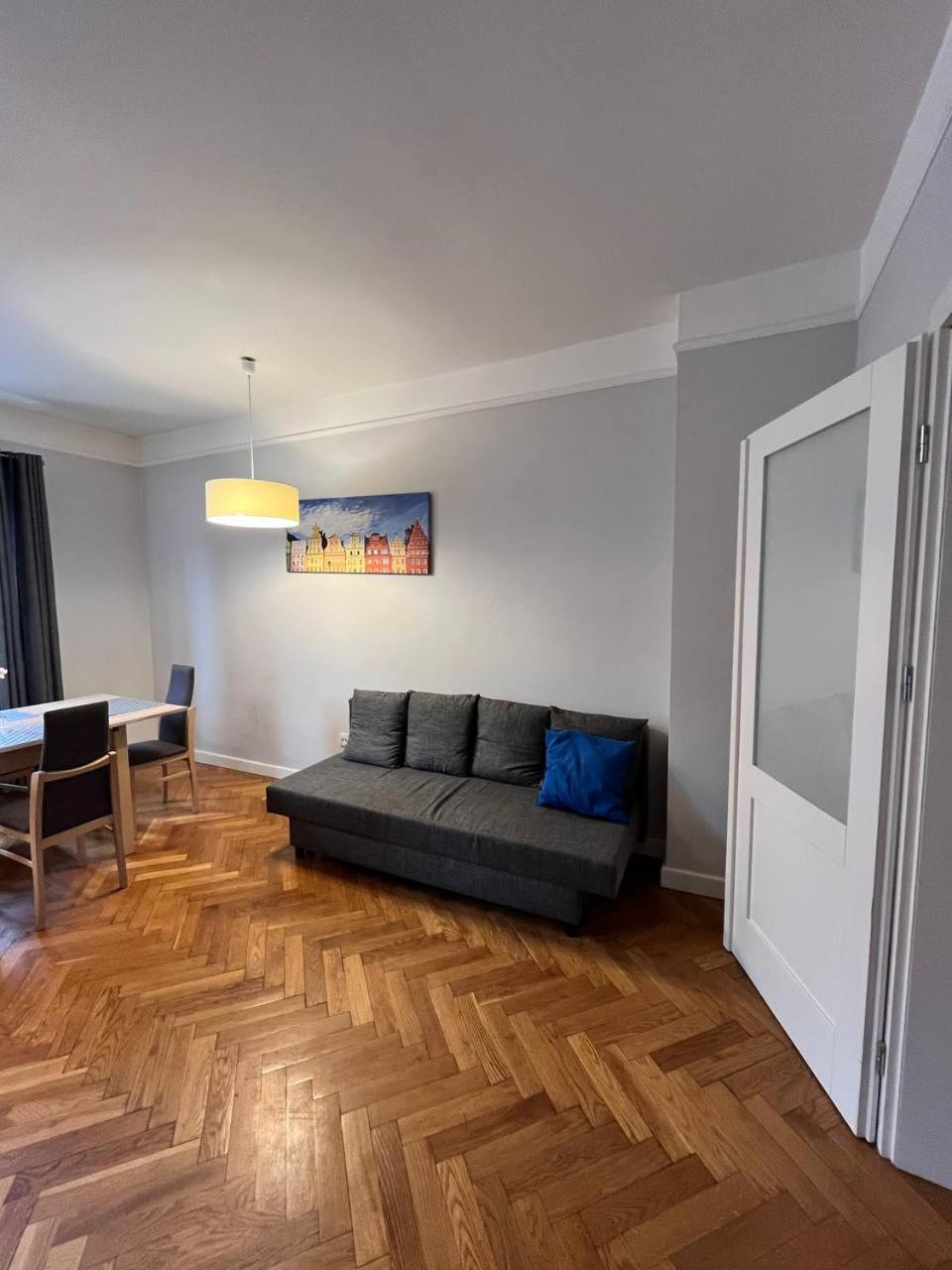 Z Apartment On Town Hall - Rynek Ratusz - 2 Rooms Wroclaw Exterior photo