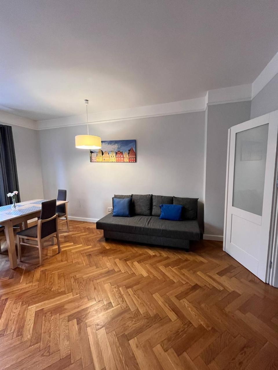 Z Apartment On Town Hall - Rynek Ratusz - 2 Rooms Wroclaw Exterior photo